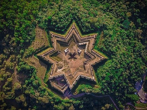 Manjarabad Fort